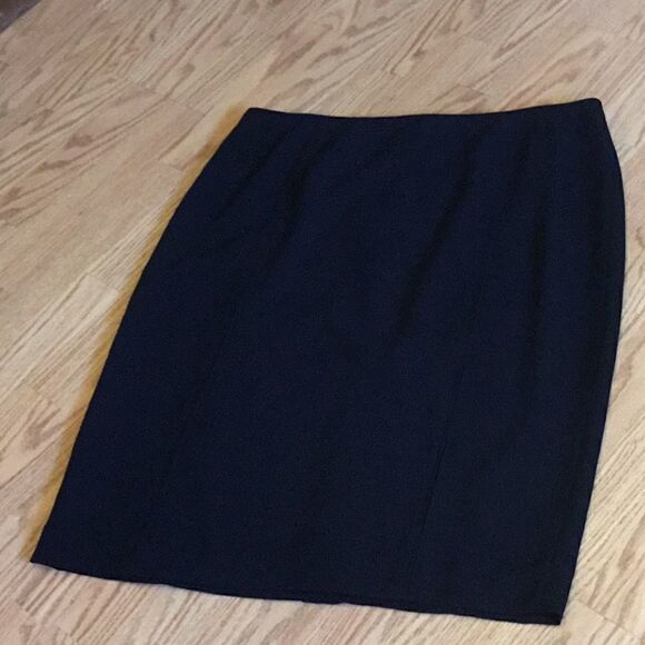 TROUSERS ECT. Skirt in black size 14 - Picture 3 of 8